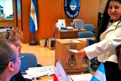 Elecciones 2023: cuántos argentinos votarán en el exterior este domingo