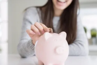 Cómo pueden invertir sus ahorros los adolescentes para conseguir dinero extra