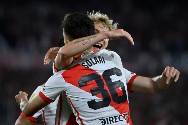 El “millonario” volvió a la victoria y a la cima