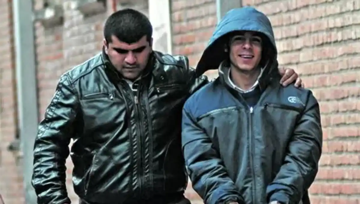 PRIMERA ACUSACIÓN. Eduardo 