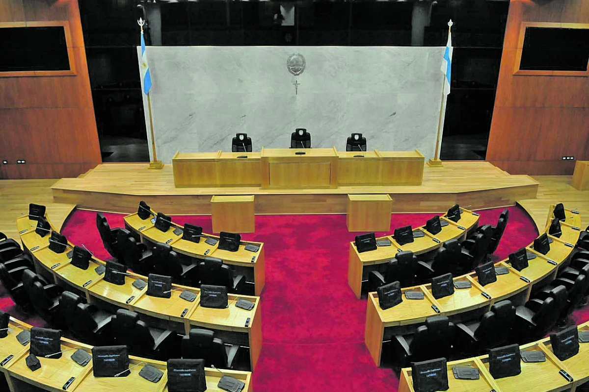  A LA ESPERA. El recinto de la Cámara, en el qe sólo habrá 13 legisladores que juren por segundo período consecutivo. LA GACETA / FOTO DE JUAN PABLO SÁNCHEZ NOLI.