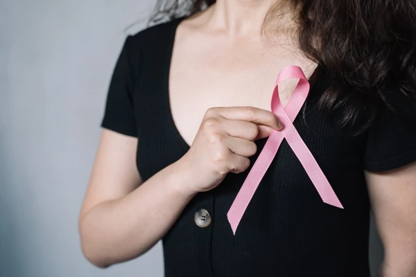 Aumentan los factores de riesgo del cáncer de mama