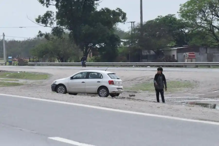 NÚMEROS. En ocho kilómetros hay más de 20 cruces clandestinos.