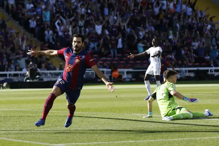EL PRIMER GRITO. Gündogan marcó el gol del Barcelona ante Real Madrid. REUTERS