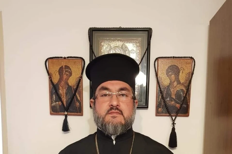 EN DEFENSA DE PRINCIPIOS INDISCUTIBLES. Gabriel Díaz, vicario arquidiocesano de la Iglesia Ortodoxa Griega.