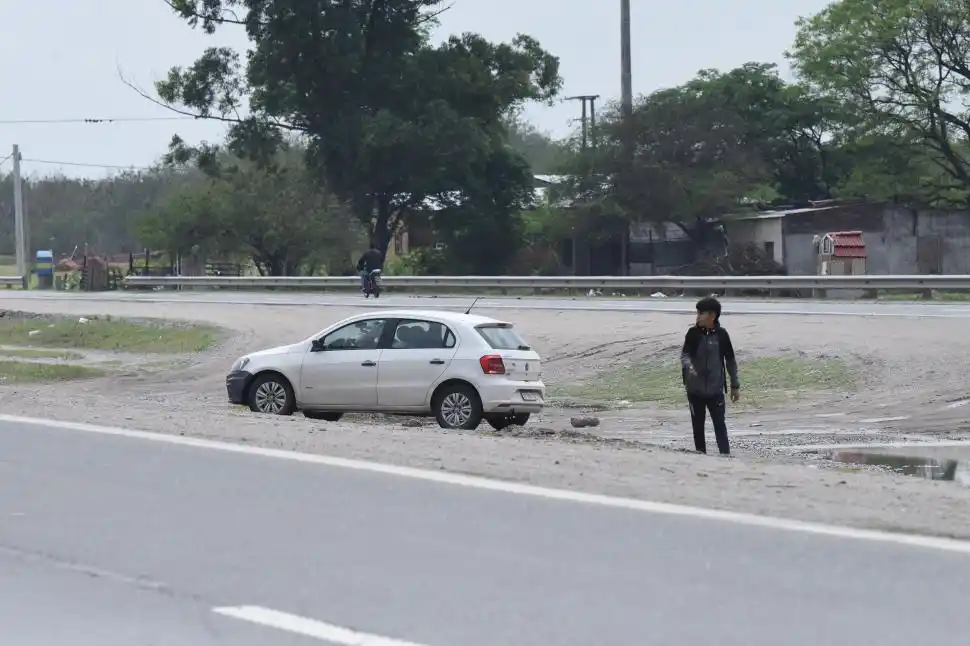 NÚMEROS. En ocho kilómetros hay más de 20 cruces clandestinos.