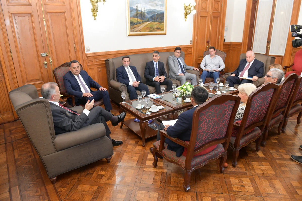 REUNIÓN. Jaldo mantuvo un encuentro con sus ministros. 