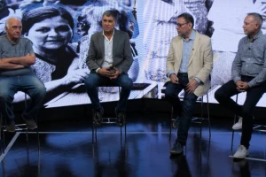 Un viaje democrático: cómo era ser militante hace 40 años