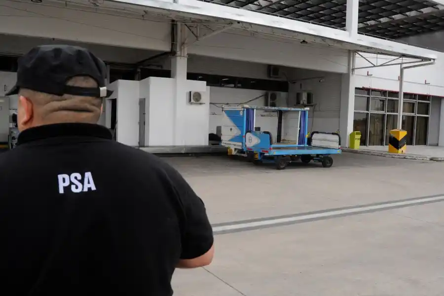 Simulacro en el aeropuerto de Tucumán: detectaron y detonaron un artefacto explosivo