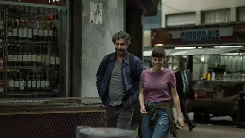 UN VIAJE DECISIVO. Sebastián Arzeno y Fiorella Bottaioli en “La uruguaya”.