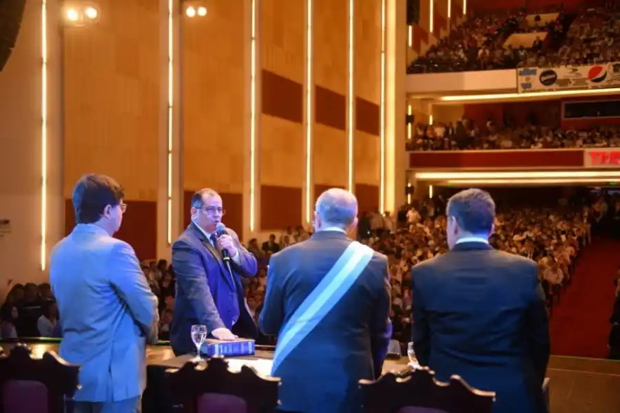 JURAMENTO I. Héctor Gustavo Vizcarra, secretario de Seguridad.