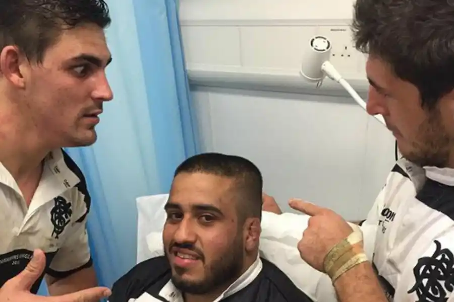 Roberto Tejerizo, formado en Tucumán Lawn Tennis al igual que Nicolás Sánchez, fue el primer tucumano en jugar con los Barbarians. En uno de los amistosos sufrió un golpe en la cabeza.