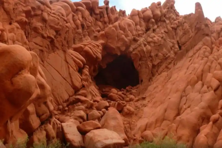 Vacaciones 2023/24: las Cuevas de Acsibi, un tesoro salteño poco conocido muy cerca de Tucumán