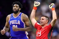Básquet: Joel Embiid realizó un festejo parecido a “Dibu” Martínez y fue sancionado