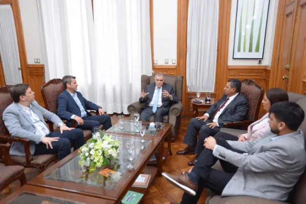 Sin Pacto Social: Jaldo y los intendentes radicales acordaron un trabajo conjunto