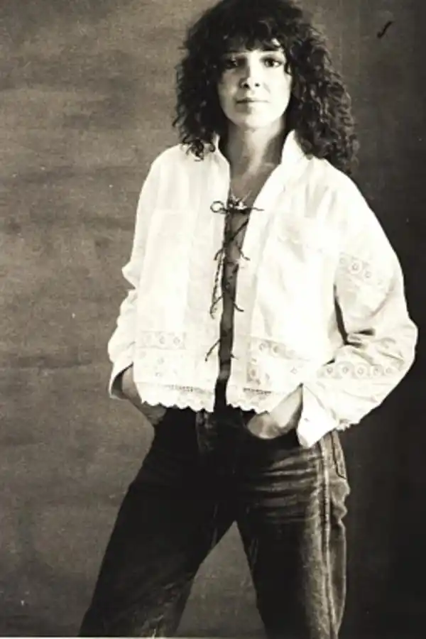 FOTOS. Marilina, en una sesión fotográfica en España. En alguna ocasión dijo que es muy difícil encontrar fotos de su exilio en las que sonría. 