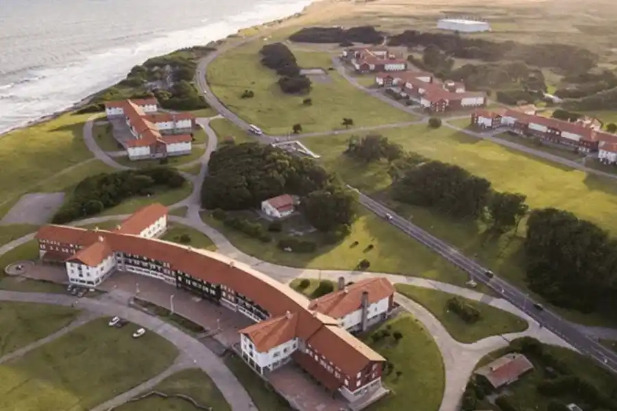 Vacaciones 2023/24: cómo viajar a la playa con precios desde $3000 el día