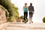 Caminata afgana: el ejercicio ideal para adelgazar y eliminar el estrés