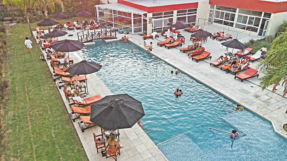 Hotel Termal Los Cardones & Spa: en Las Termas tenés el verano asegurado
