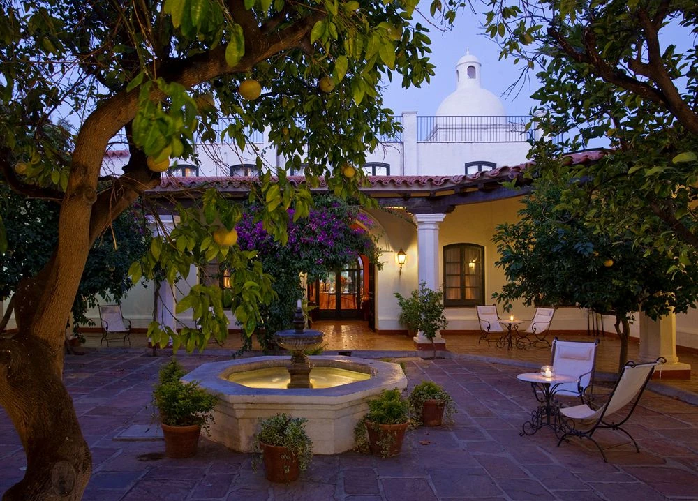 Hotel Patios de Cafayate, un lugar ideal para pasar las Fiestas entre viñedos y en familia