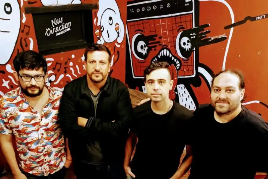 DESIERTO BLANCO. El grupo actuará esta noche en el restobar Beckett´s.