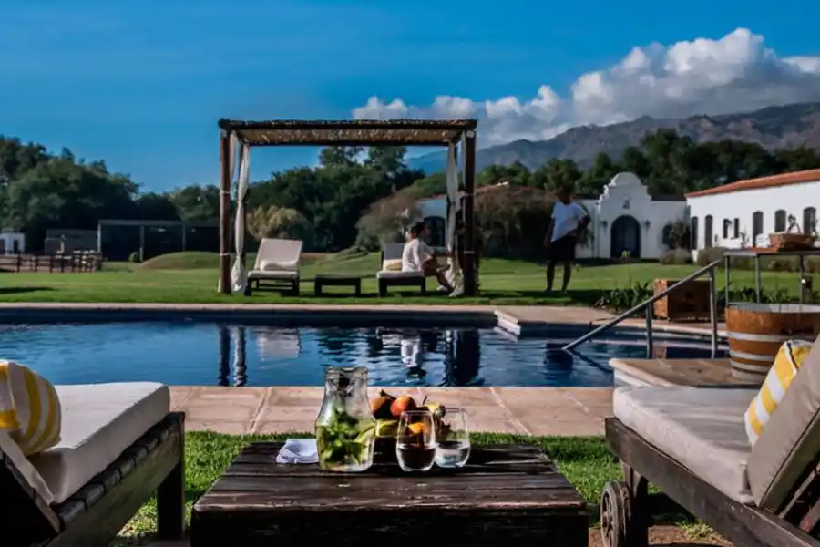 Hotel Patios de Cafayate, un lugar ideal para pasar las Fiestas entre viñedos y en familia