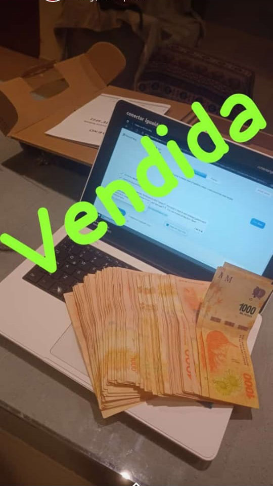 LAS PC. La foto en la que el vendedor advertía que se quedaba sin stock.