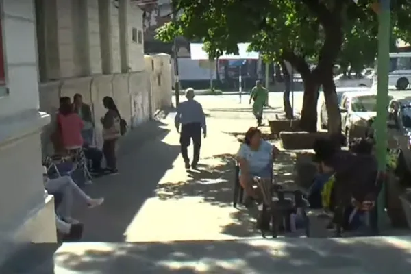 Tren Tucumán-Retiro: hace una semana esperan para comprar pasajes el 21 de noviembre