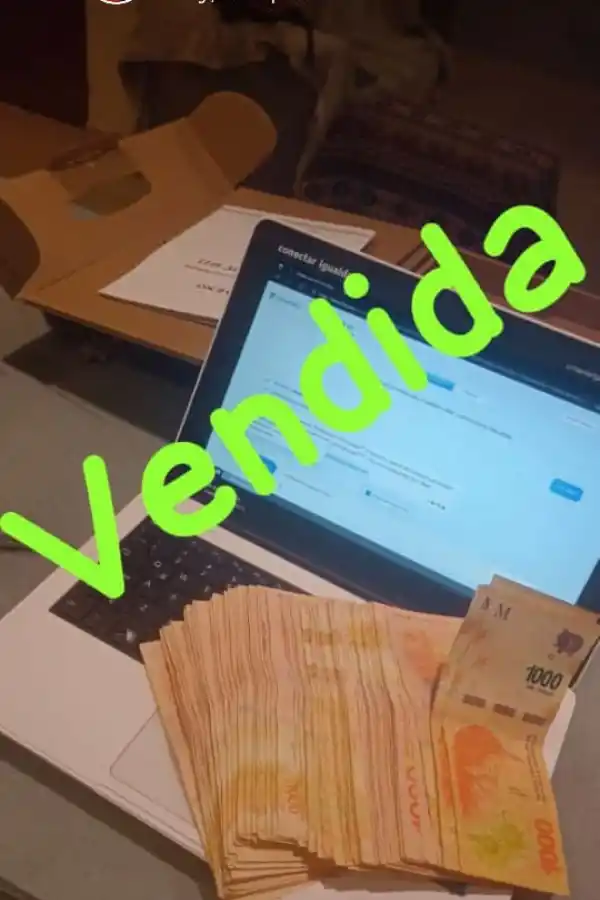 LAS PC. La foto en la que el vendedor advertía que se quedaba sin stock.