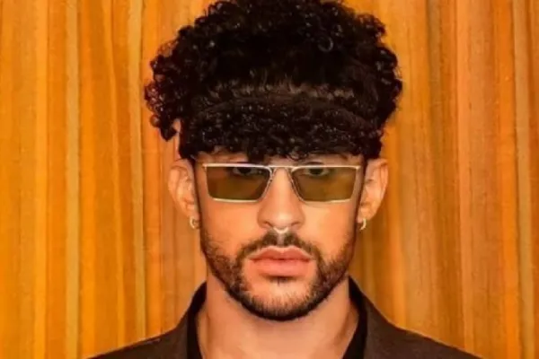 Se viralizó una supuesta canción de Bad Bunny hecha con IA y el cantante se enojó con sus seguidores