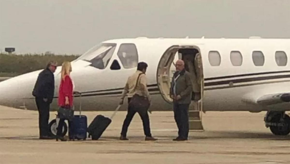 EN CAMPAÑA. En 2019, Manzur fue cuestionado por traer a Tucumán a los dirigentes Fernando Espinoza y Verónica Magario en el avión de la provincia.
