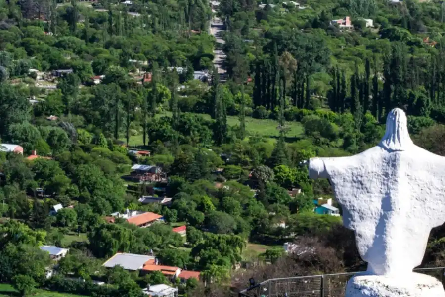 Vacaciones 2023/24: montañas, buen clima y ríos paradisíacos muy cerca de Tucumán