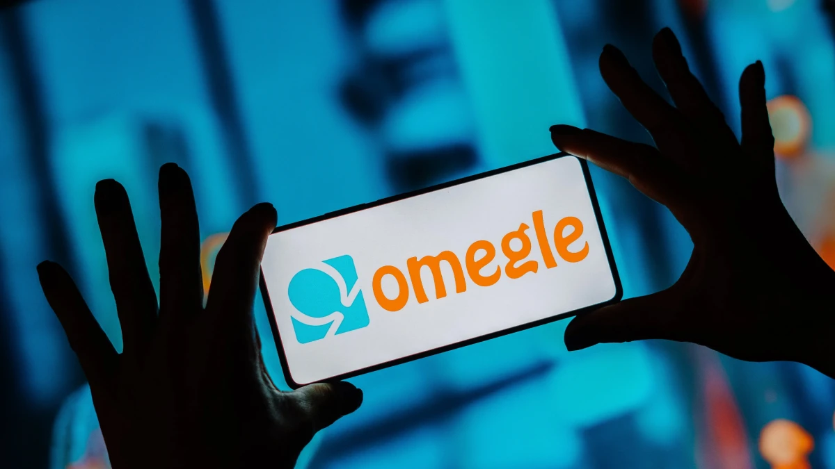Por qué cerró Omegle, el sitio para hacer videollamada con extraños