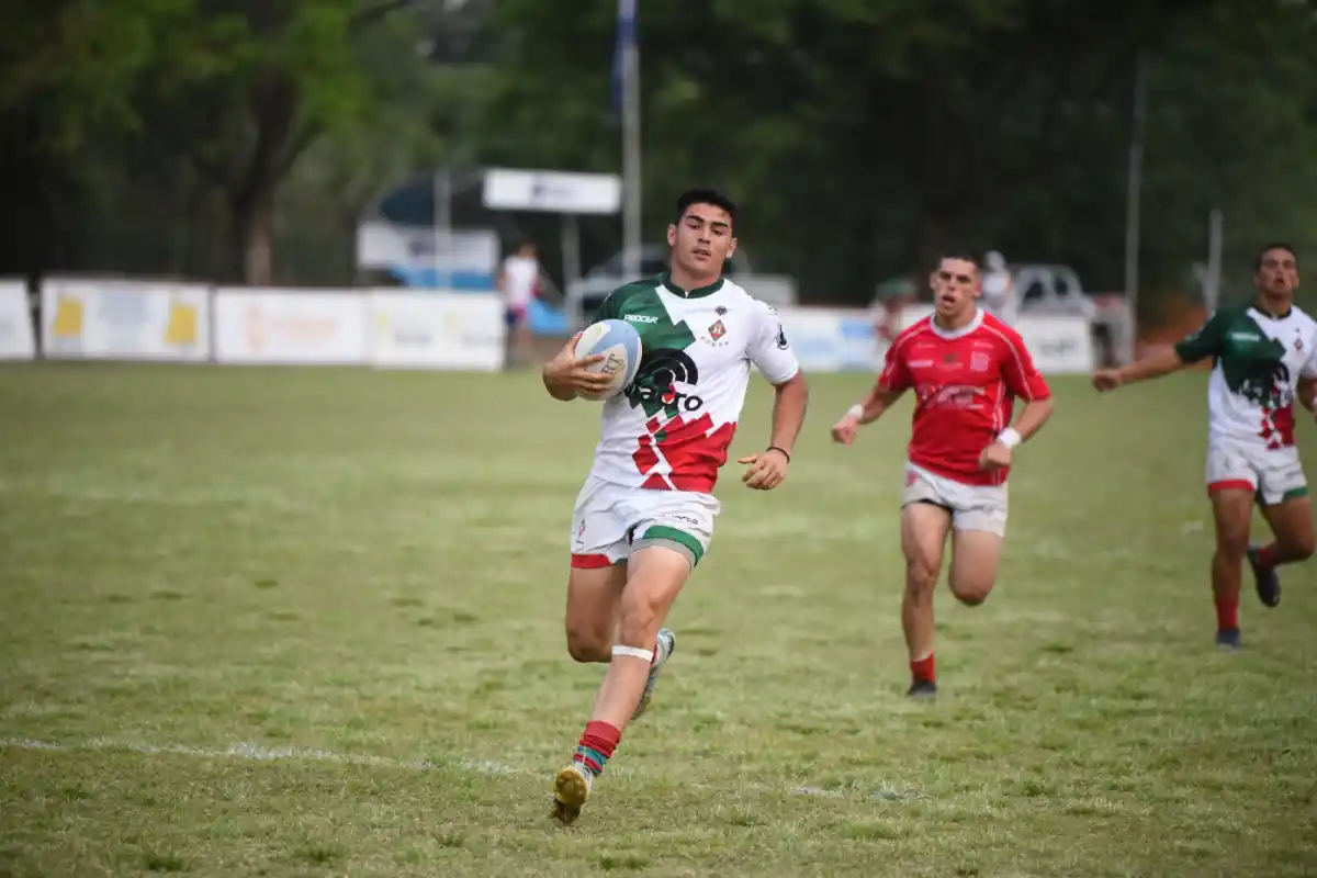 IMPARABLE. Huirapuca fue muy superior a Los Tarcos en la final, y lo plasmó en el marcador.