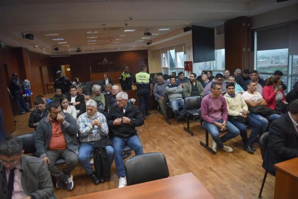 Sedición policial: una semana que terminó complicando a los acusados en el juicio