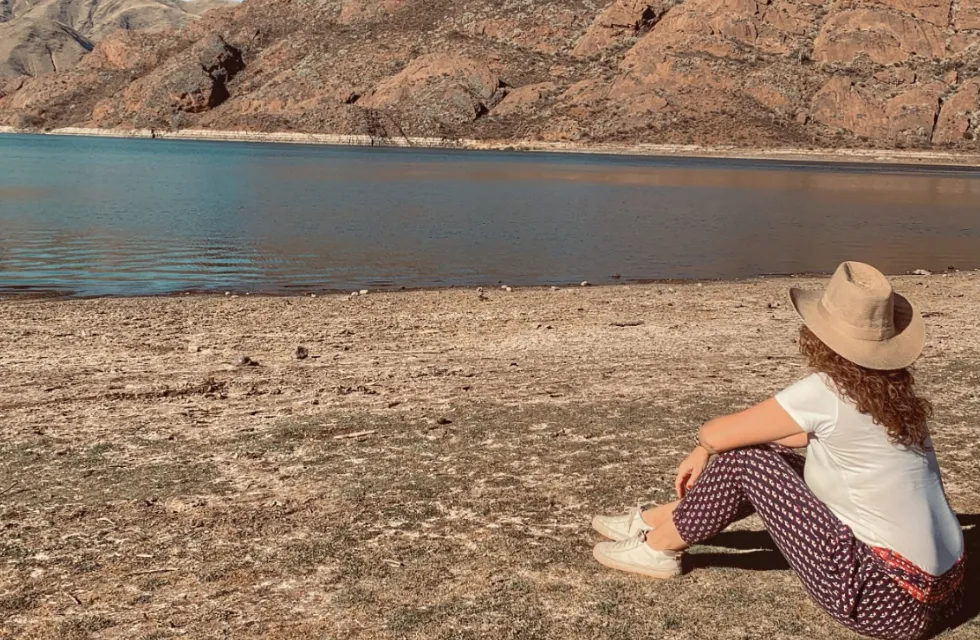 Vacaciones 2023/24: Laguna de Brealito, el paradisíaco espejo de agua en los Valles Calchaquíes