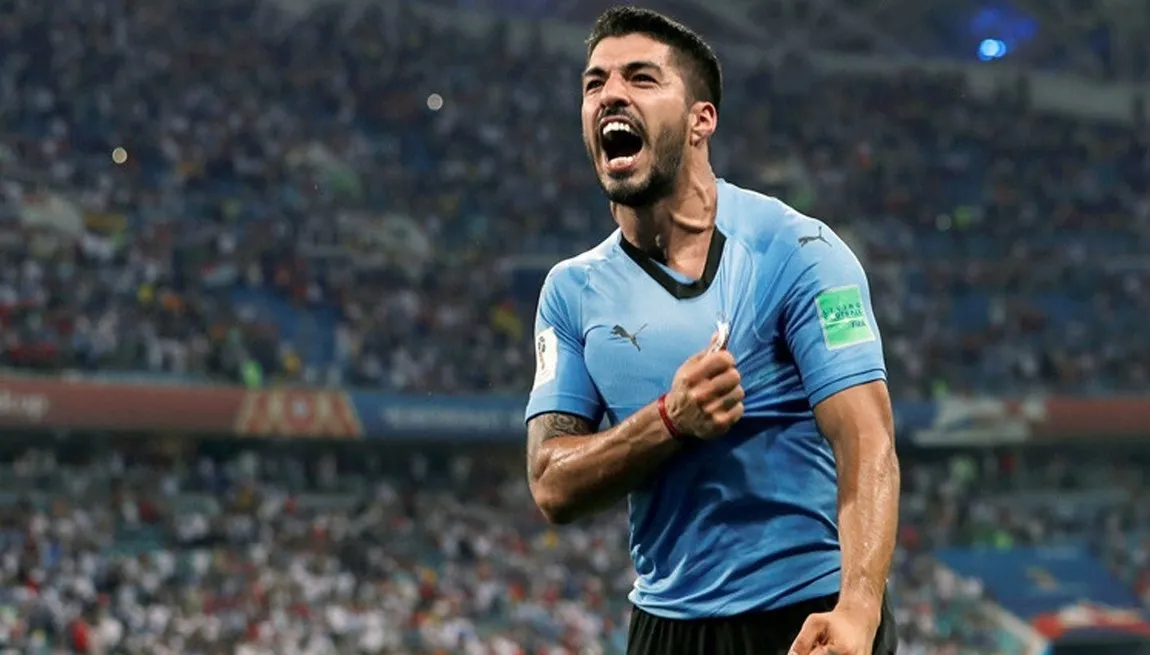 Vuelve Suárez en Uruguay, y va por un récord de Messi