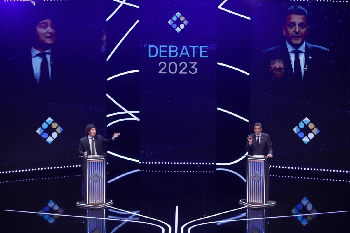 ¿Cómo se analizan las posturas de los candidatos en el debate?