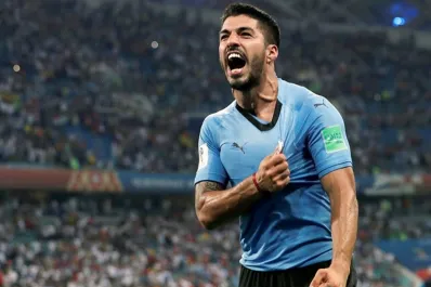 Vuelve Suárez en Uruguay, y va por un récord de Messi