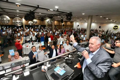 Jaldo, entre la cábala, la cabina de DJ y la promesa de tronar las urnas