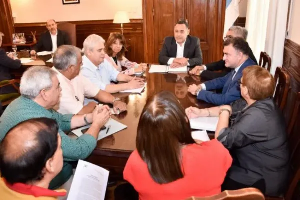 La inflación, el factor clave en las paritarias del Gobierno con los gremios estatales