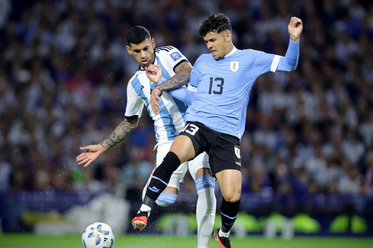Uruguay fue imparable y dejó sin invicto a la Selección Argentina