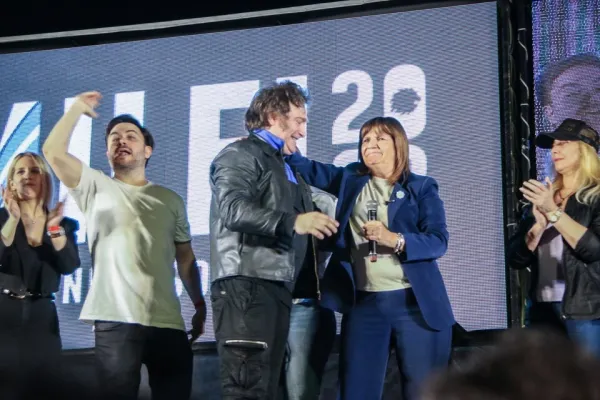Patricia Bullrich felicitó a Javier Milei: Comienza una nueva Argentina