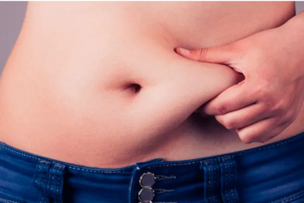 Reducir los niveles de grasa abdominal podría contribuir a salvaguardar la salud cerebral frente al Alzheimer y la demencia