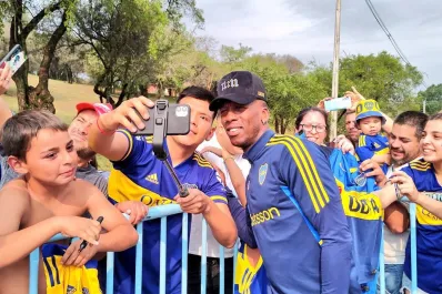 Boca llegó a Córdoba para la final ante Estudiantes