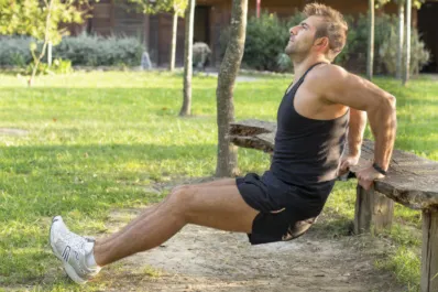 Cinco ejercicios al aire libre para ganar masa muscular