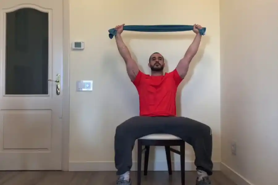 Cinco ejercicios al aire libre para ganar masa muscular