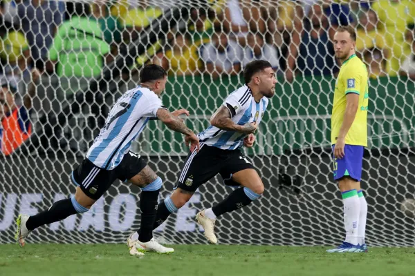 Con una jugada de pizarrón, Argentina le rompió a Brasil un invicto histórico