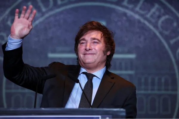 Un famoso periodista de chimentos reveló que es primo de Javier Milei: conocé la historia familiar