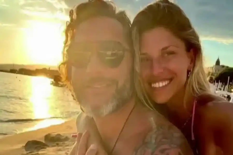 Diego Torres no oculta su nueva novia.